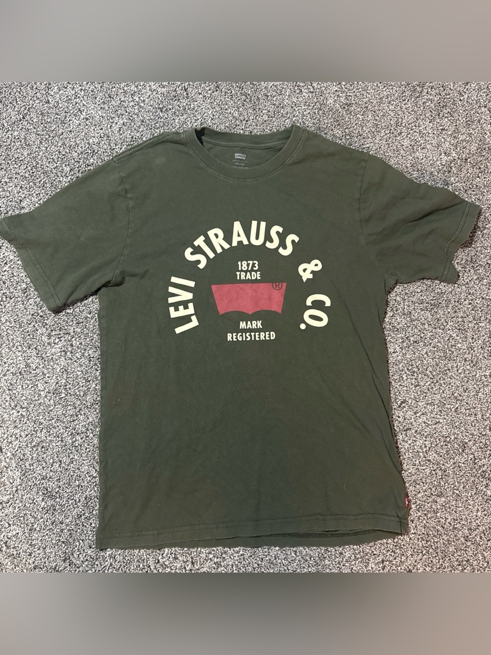 Levi Strauss & Co Relaxed Graphic Print Tee T-Shirt Olive Army Green Small (S)